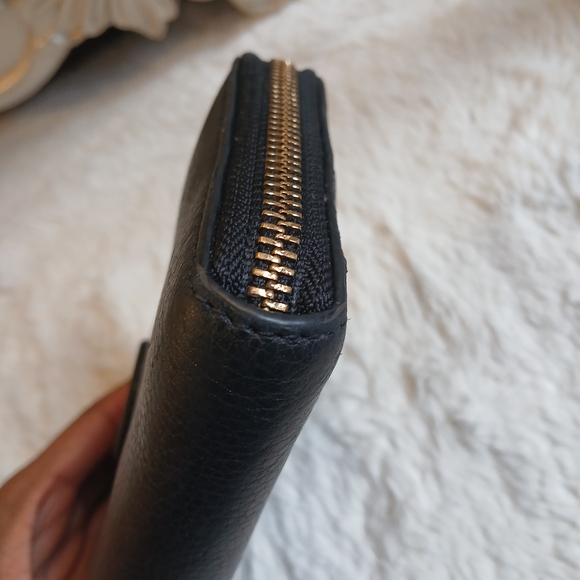 Tory Burch Black Leather Wallet - Picture 10 of 16